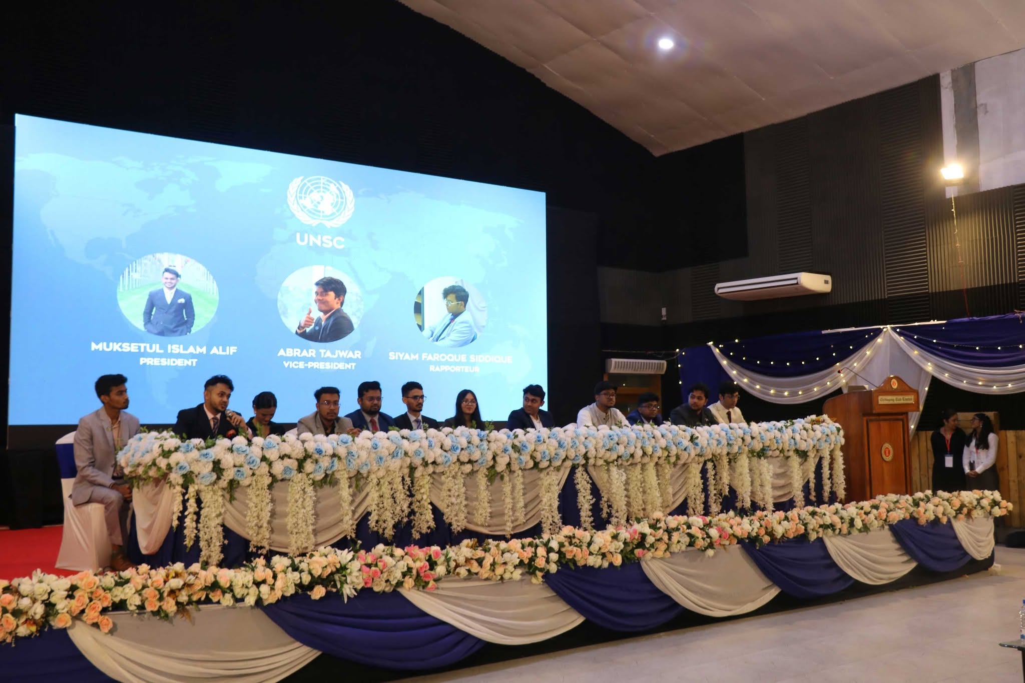 CGSMUN24 secretariat and organisers on stage